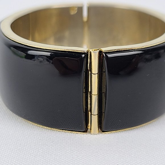 Vintage Gold & Black Hinge Bracelet - Picture 4 of 6